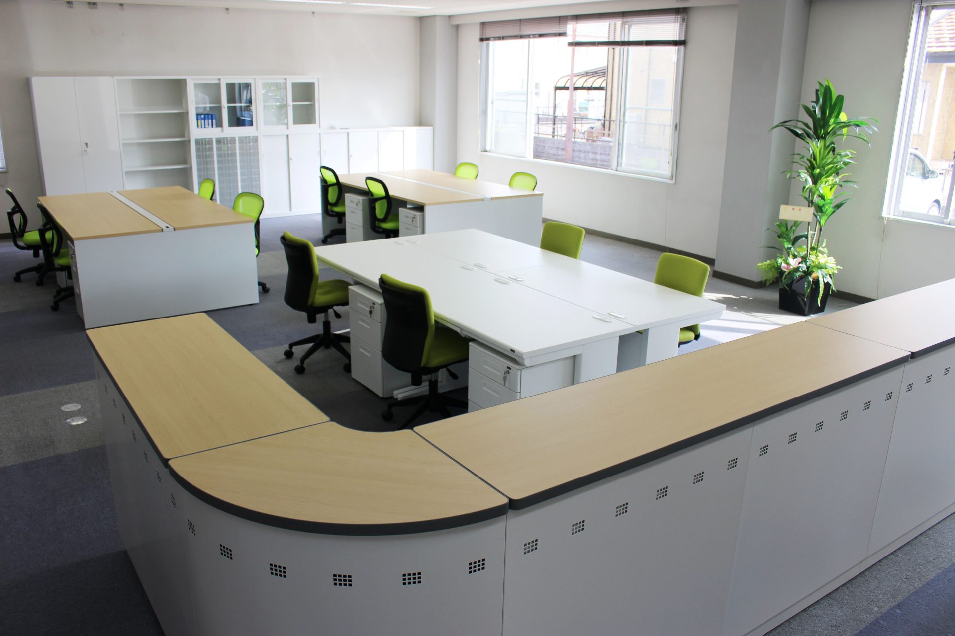 オフィス全体のレイアウト提案と納品事例 - TOKIOデザインスペース